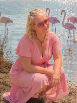 �gnes, 52 �ves t�rskeres� n�, Debrecen