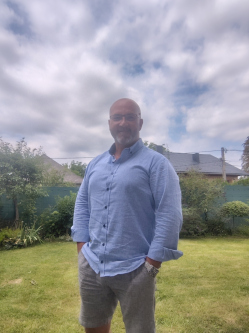 Zsolt, 52 �ves t�rskeres� f�rfi, Tapolca