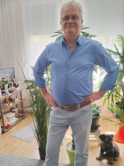 J�zsef, 60 �ves t�rskeres� f�rfi, Tatab�nya