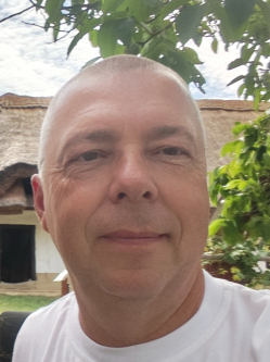 G�za, 55 �ves t�rskeres� f�rfi, Dabas