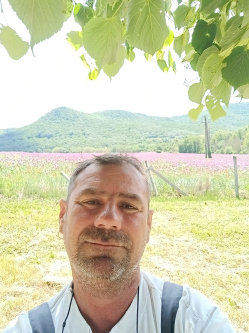 Lajos, 48 �ves t�rskeres� f�rfi, Zalagy�m�r�