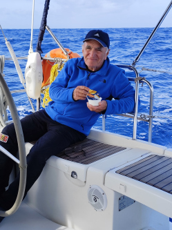 Gyula, 73 �ves t�rskeres� f�rfi, Balatonf�zf�