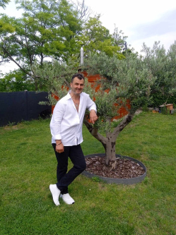 Attila, 56 �ves t�rskeres� f�rfi, Budapest