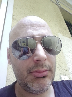 Gy�rgy, 43 �ves t�rskeres� f�rfi, Budapest
