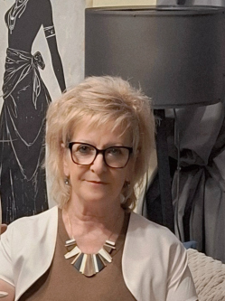 Kata, 59 �ves t�rskeres� n�, S�sk�t