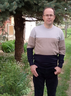 J�zsi, 45 �ves t�rskeres� f�rfi, Budapest