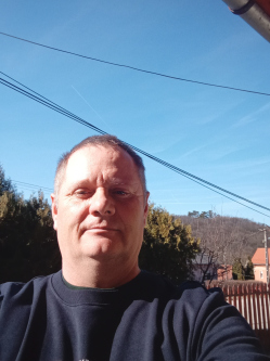 J�nos, 47 �ves t�rskeres� f�rfi, Pusztaz�mor