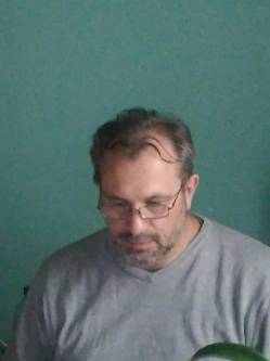 Tam�s, 58 �ves t�rskeres� f�rfi, P�cs