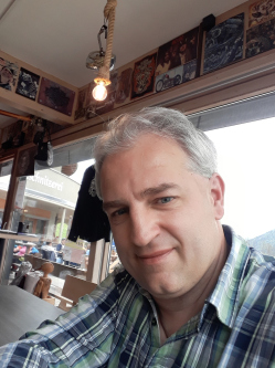 Balazs, 52 �ves t�rskeres� f�rfi, Tatab�nya