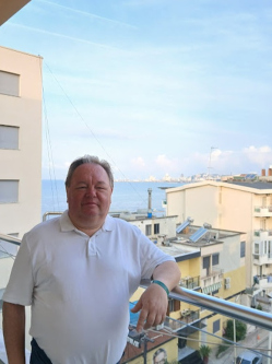 Csaba, 56 �ves t�rskeres� f�rfi, Dunakeszi