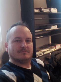 Szabolcs, 46 �ves t�rskeres� f�rfi, Als�rajk