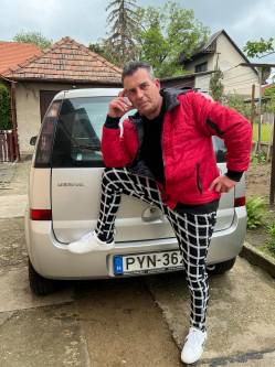 L�szl�, 55 �ves t�rskeres� f�rfi, Budapest