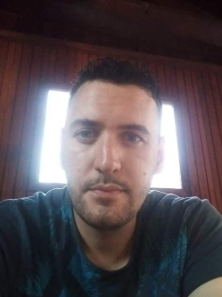 Tivadar, 40 �ves t�rskeres� f�rfi, Nagyecsed