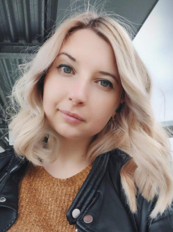 Laura, 26 �ves t�rskeres� n�, Veszpr�m