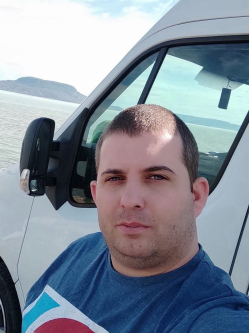 Antal, 38 �ves t�rskeres� f�rfi, Martf�