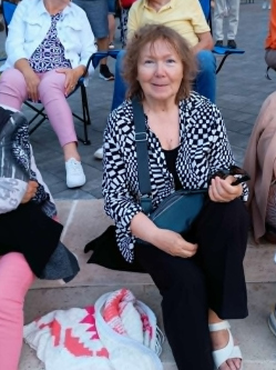 Anna, 66 �ves t�rskeres� n�, Zalaegerszeg