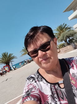 Katalin, 67 �ves t�rskeres� n�, Miskolc