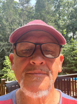 Steve, 67 �ves t�rskeres� f�rfi, �szak-Amerika (USA)