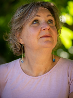 T�mea, 60 �ves t�rskeres� n�, Solym�r
