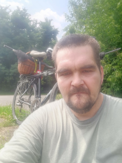 Imre, 46 �ves t�rskeres� f�rfi, Tiszavasv�ri