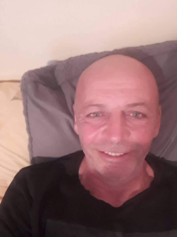 J�nos, 56 �ves t�rskeres� f�rfi, Sereg�lyes