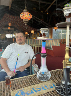 Norbert, 37 �ves t�rskeres� f�rfi, Gyula