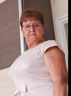 Erzs�bet, 63 �ves t�rskeres� n�, Feh�rgyarmat