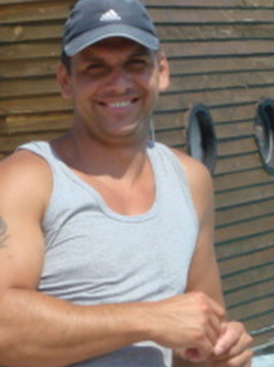 G�bor, 51 �ves t�rskeres� f�rfi, Budapest
