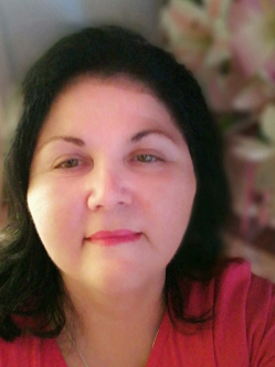 Ildike, 63 �ves t�rskeres� n�, Veszpr�m