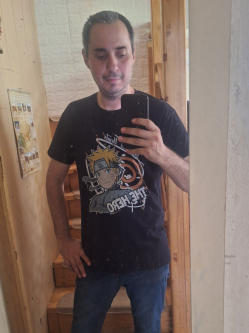 Gergely, 37 �ves t�rskeres� f�rfi, Bicske