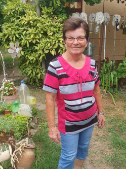 Katalin, 66 �ves t�rskeres� n�, V�rosf�ld