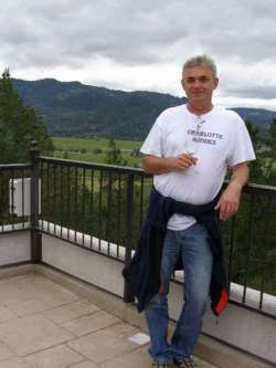 S�ndor, 63 �ves t�rskeres� f�rfi, Moh�cs