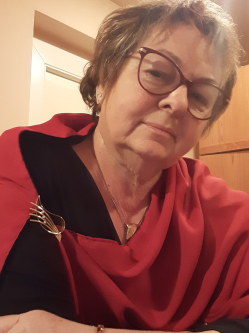 Katalin, 69 �ves t�rskeres� n�, Heves