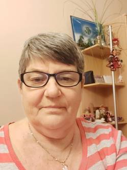 Katalin, 68 �ves t�rskeres� n�, Orosh�za