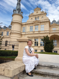 Eszti, 49 �ves t�rskeres� n�, Debrecen