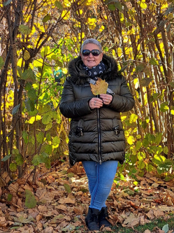Ren�ta, 54 �ves t�rskeres� n�, Kassa