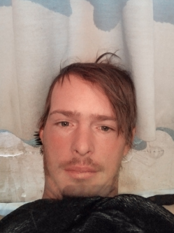 M�rk, 30 �ves t�rskeres� f�rfi, Csem�
