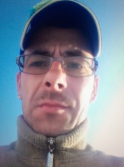 Mihaly, 41 �ves t�rskeres� f�rfi, Tiszaigar