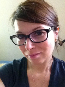 Erika, 40 �ves t�rskeres� n�, Budapest