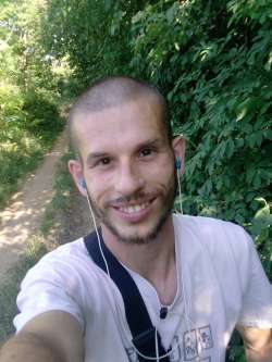 39 �ves budapesti f�rfi