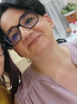 Val�ria, 52 �ves t�rskeres� n�, Nagykanizsa