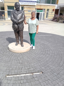 Teri, 72 �ves t�rskeres� n�, Tolna