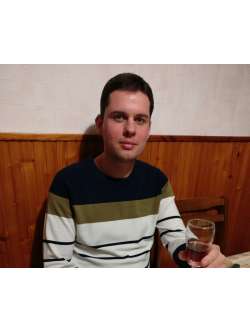 Tam�s, 40 �ves t�rskeres� f�rfi, Hajd�n�n�s