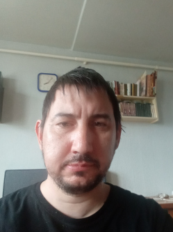 Istv�n, 38 �ves t�rskeres� f�rfi, Veszpr�m