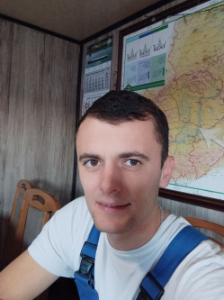 Patrik, 33 �ves t�rskeres� f�rfi, Baja