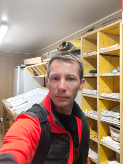 Szabolcs, 37 �ves t�rskeres� f�rfi, B�cs