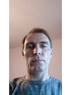 Laci, 57 �ves t�rskeres� f�rfi, Szentl�rinc