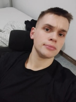 Adri�n, 23 �ves t�rskeres� f�rfi, Zalaegerszeg