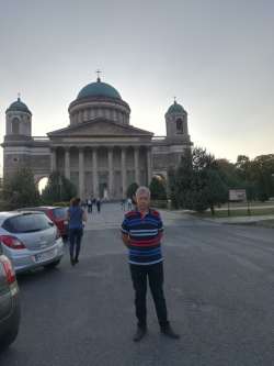 K�roly, 61 �ves t�rskeres� f�rfi, Tatab�nya
