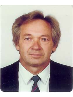 Istv�n, 76 �ves t�rskeres� f�rfi, Kiskunhalas